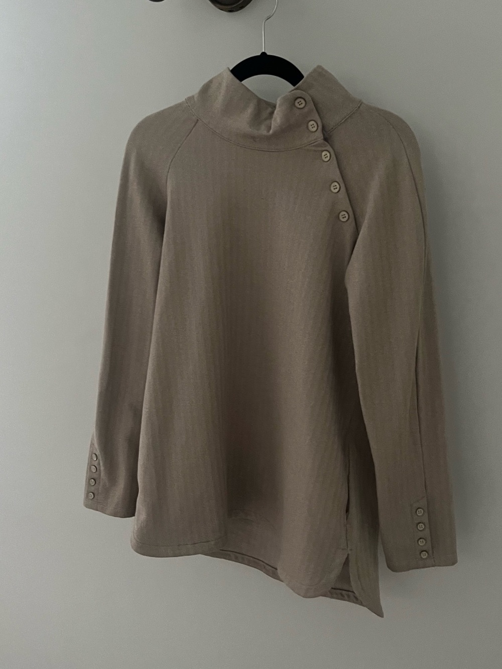 J. McLaughlin Marisa Tunic Top in Tan Herringbone, size L